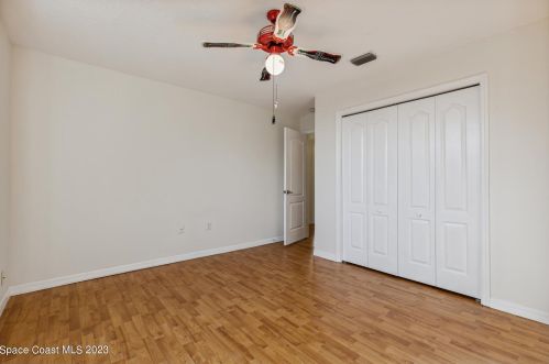 222 Summers Creek Dr, Merritt Island FL  32952-2684 exterior