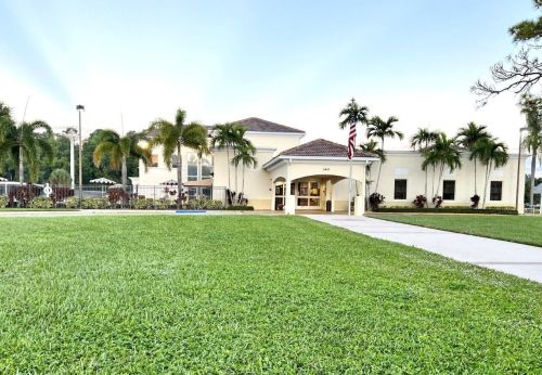 12 Berkshire A, West Palm Beach, FL 33417-2152