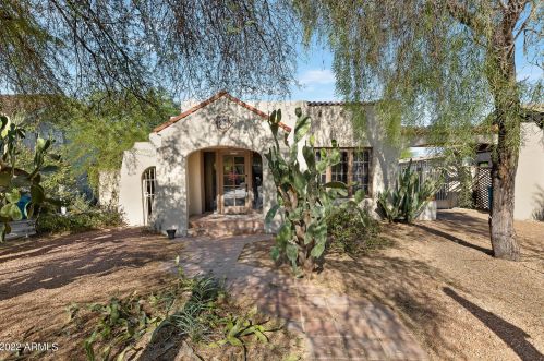 2515 10 St, Phoenix AZ 85020-5821 exterior