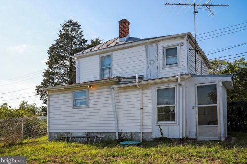 33456 Old Valley Pike, Strasburg VA  22657-3702 exterior