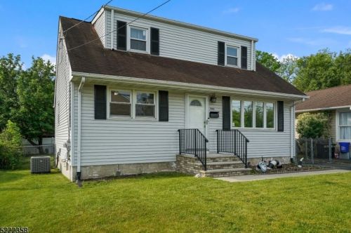 906 Lincoln Ave, Manville NJ  08835-2458 exterior