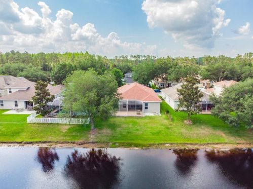 4823 Sky Blue Dr, Lutz FL  33558-8055 exterior