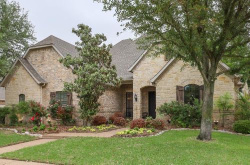8336 Park Brook Dr, Fort Worth, TX 76182-8477