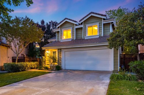 7577 Trotter Way, Pleasanton CA  94566-3121 exterior