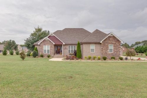 147 Bryan Dr, Winchester, TN 37398-5417