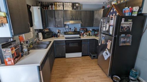 20 Richardson Hill Rd, Norwich, CT 06351-9129