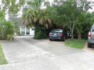 8609 Westview Dr, Houston TX  77055-4818 exterior