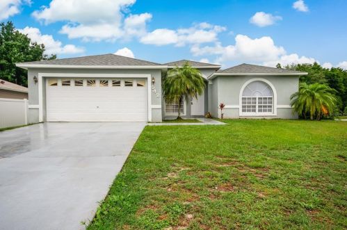 542 Hummingbird Ct, Kissimmee, FL 34759-4433