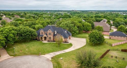 110 Woodside Ct, Weatherford, TX 76087-3867