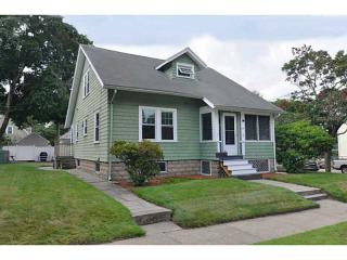134 Waterman Ave, Cranston, RI 02910-4524