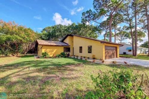 5904 Sunset Blvd, Fort Pierce, FL 34982-7572