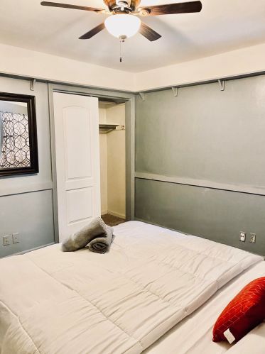 420 95th St, Milwaukee WI  53226-4444 exterior