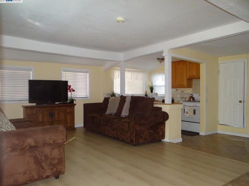 16580 Liberty St, San Leandro, CA 94578-2301