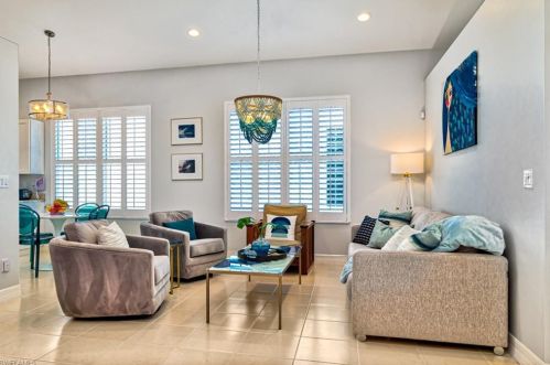 1638 Triangle Palm Ter, Naples FL  34119-3397 exterior