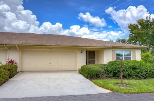 2016 Hereford Dr, Ruskin, FL 33573-6353