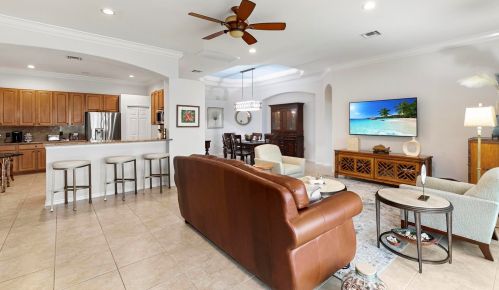 14255 Manchester Cir, Naples FL  34114-7221 exterior