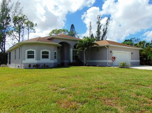 10290 Strike Ln, Bonita Springs, FL 34135-7683