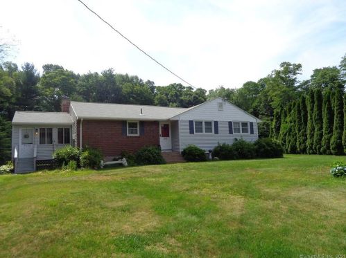 2635 Ellington Rd, Wapping, CT 06074-2204