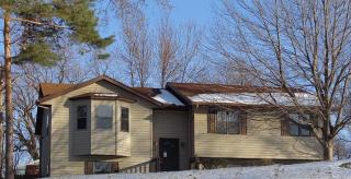 808 Center St, Mitiwanga, OH 44839-2538
