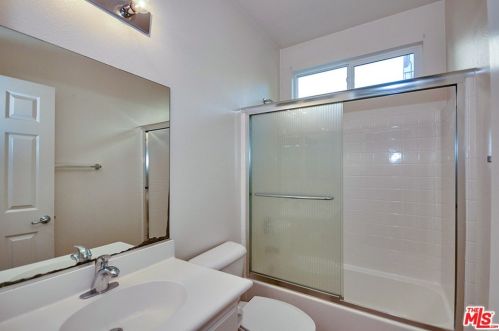 51 Freeman Ln, Buena Park CA  90621-5003 exterior