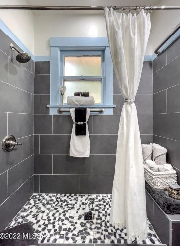 826 7th Ave, Tucson AZ  85705-7729 exterior