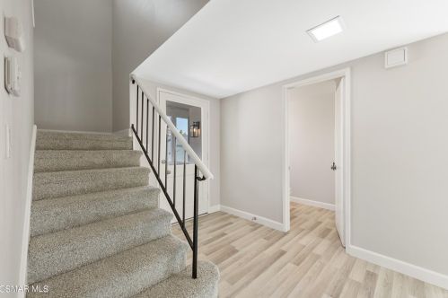 2904 Galena Ave, Simi Valley CA  93065-2714 exterior