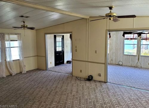 879 Yacht Club Way, Moore Haven FL  33471-2823 exterior