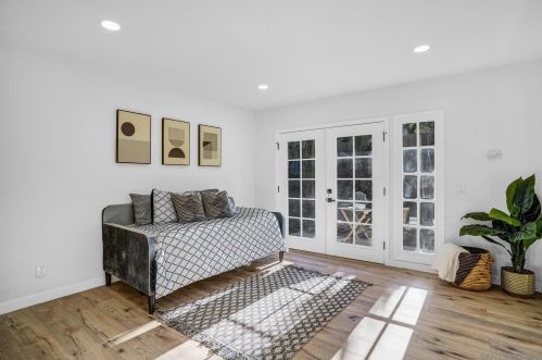 1311 Morning Glory Pl, Vista CA  92084-7222 exterior