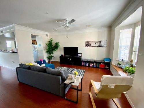 6624 Time Square Ave, Orlando, FL 32835-7521