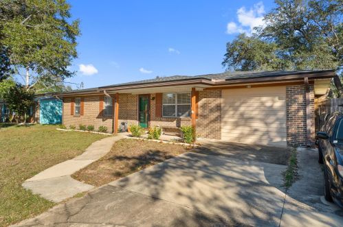 62 11th St, Shalimar FL  32579-1539 exterior