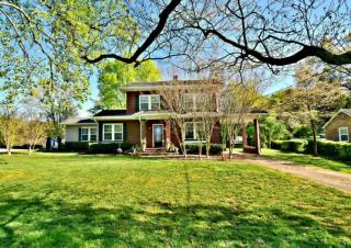 5402 Holston Dr, Knoxville, TN 37914-3821