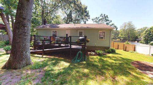 21 Garden St, South Setauket NY  11720-3818 exterior