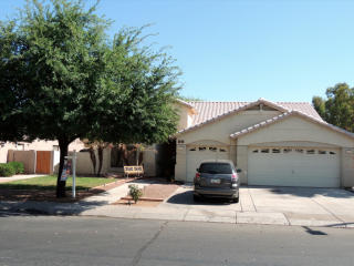 725 Estrella Dr, Gilbert, AZ 85233-7627