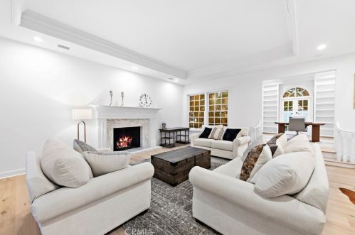 7 Cheshire Ct, Newport Beach CA  exterior