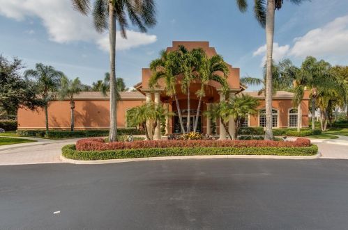 7110 Veneto Dr, Boynton Beach FL  33437-3741 exterior