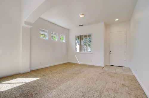 11852 White Rain Way, Rancho Cordova CA  95742-8003 exterior