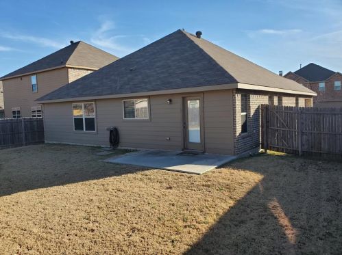 1512 Castle Creek Dr, Oak Point TX  75068-0169 exterior