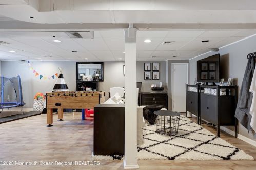 162 Borden Rd, Middletown NJ  07748-3050 exterior