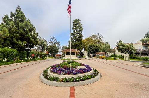 30 Cypress Way, Palos Verdes Estates, CA 90274-3417