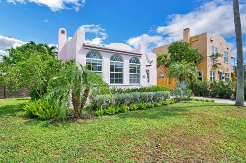 313 Nottingham Blvd, West Palm Beach, FL 33405-2613