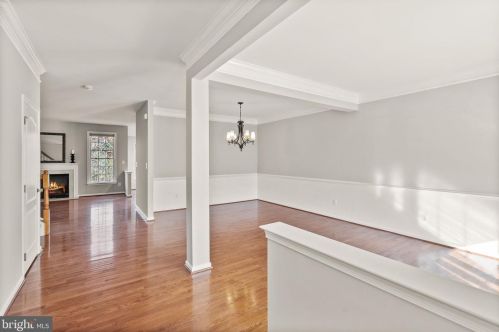 15642 Picketts Store Pl, Haymarket VA  20169-6143 exterior
