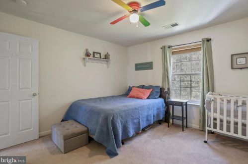 436 Spyglass Hill Dr, Charles Town WV  25414-4053 exterior