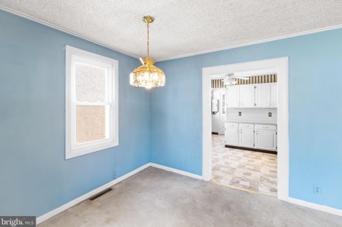 366 Clements Bridge Rd, Runnemede NJ  08078-1919 exterior