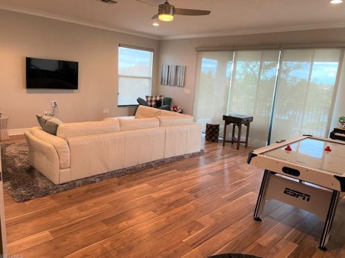 3445 Atlantic Cir, Naples FL 34119-8637 exterior