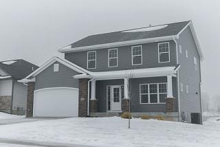 1101 Ryan Cir, Iowa City, IA 52246-2821