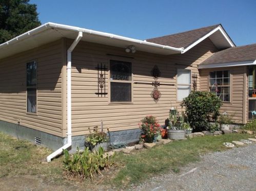 1017 Lowe St, Farelly Lake, AR 72160-5245