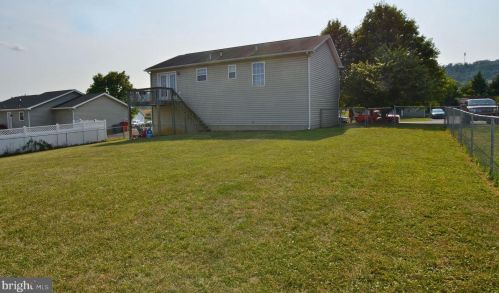 485 Pacific Blvd, Hedgesville, WV 25427-6278