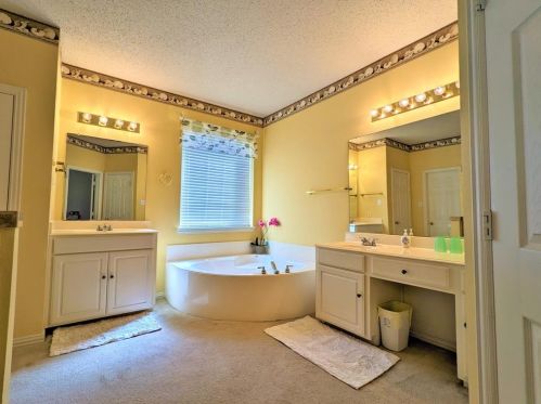 3304 Spring Mountain Dr, Plano TX  75025-3952 exterior