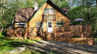 163 Paper Birch, Tafton, PA 18464-9626
