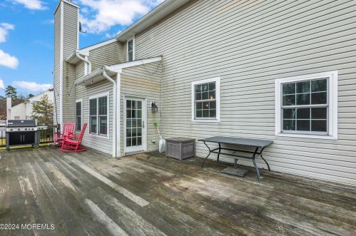 3 Sarah Ct, Jackson Twp NJ  08527-4760 exterior